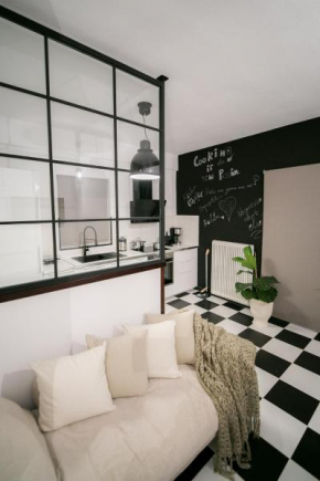 FENA Uptown Easy Living Apartment